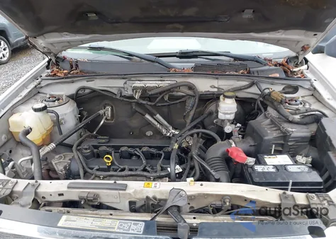 2011 Ford Escape Xls из США, поврежденный, VIN 1FMCU0C76BKB82459